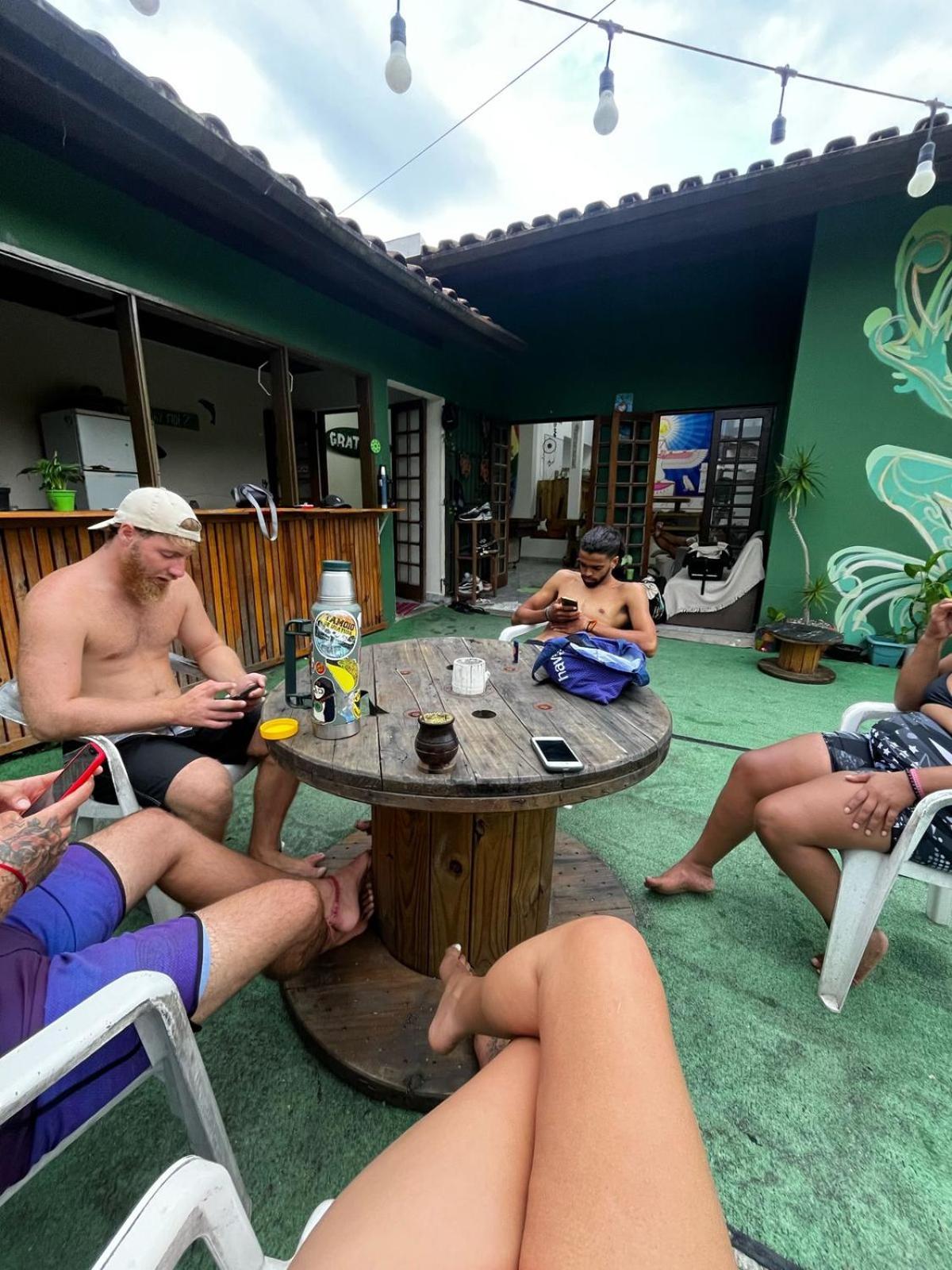 Da Lua Hostel Убатуба Екстериор снимка